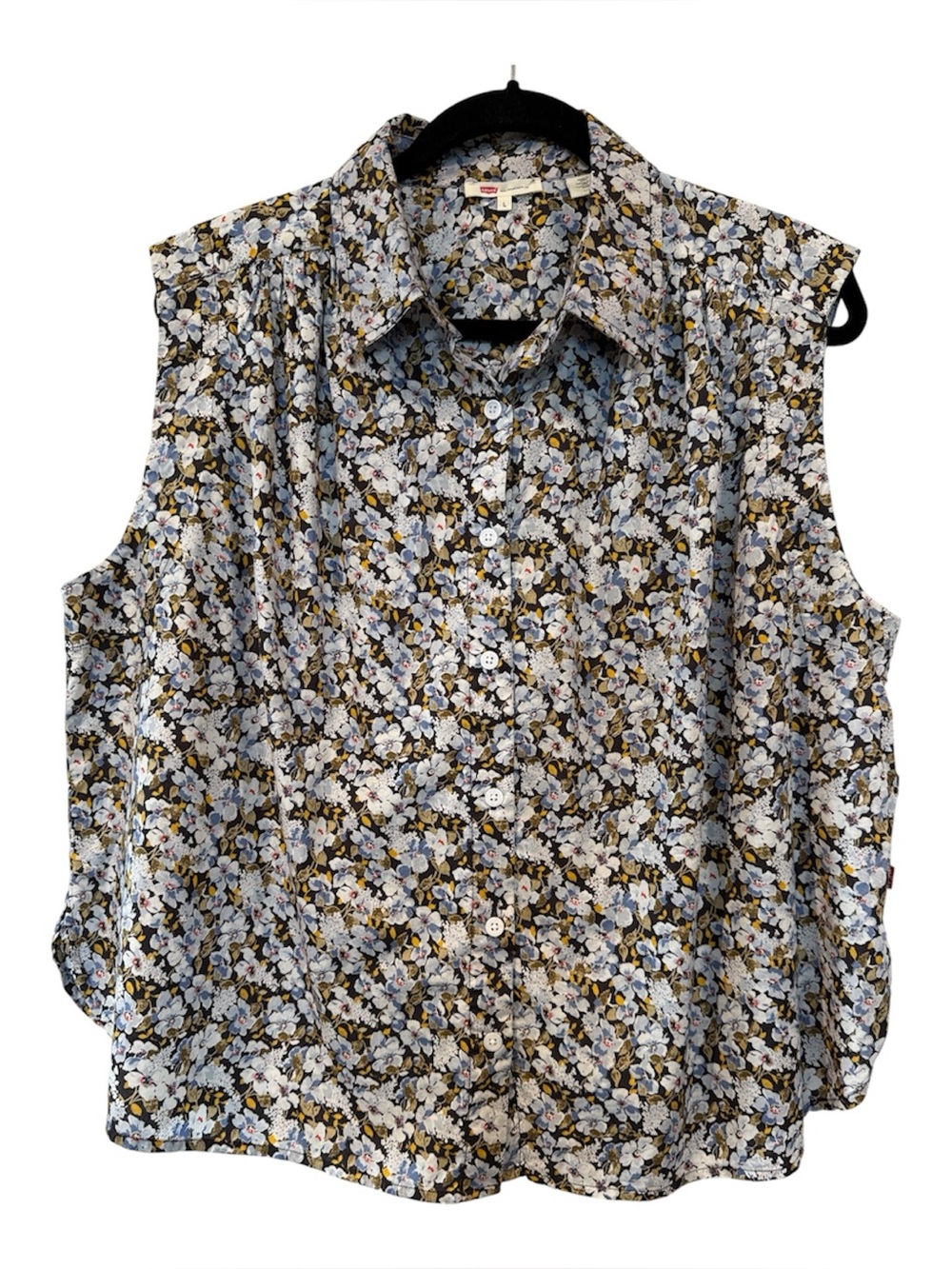 Levi’s Button Front Top